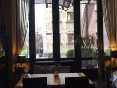 -Casa Nova