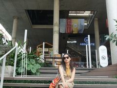 -ROAST coffee & eatery