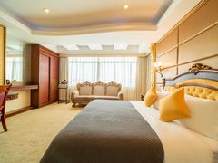 -华海酒店(茂名高铁站店)