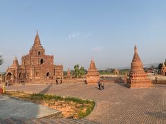 -一寨两国风景区