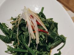 凉拌丝瓜尖-香鼎坊江西菜(国奥店)