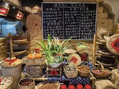 -蛮佬拾·乡里土菜馆(河西王府井店)