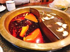 -小天鹅火锅·一线江景洪鼎旗舰店(洪崖洞店)