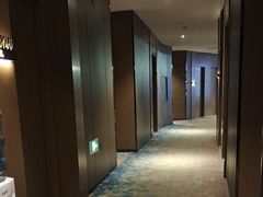 -丽辰酒店(深圳翻身地铁站店)