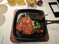 -牛扒先生·厚切雪花牛扒西餐厅(北京路禺山路店)