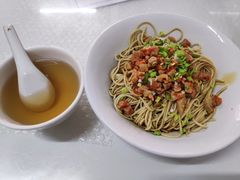 -陀块头面馆(梅岭南路店)