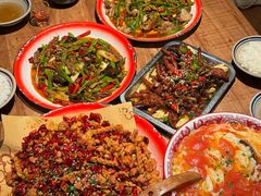 -泥糊破店小酒馆·团建聚餐(南京西路店)