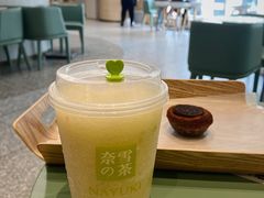 -奈雪的茶(百盛店)