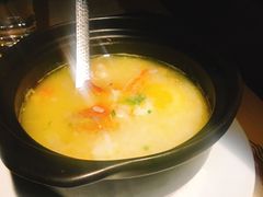 -穹六人间 people 6(岳阳路店)