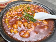 -有红鸡毛店·砂锅菜(抚琴夜市店)