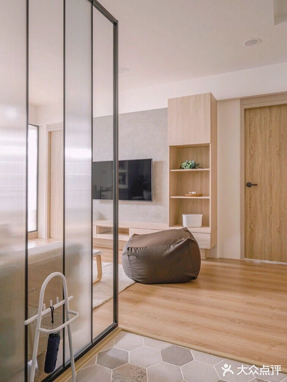 80㎡日系原木风🍂卡座设计拯救小户型餐厅