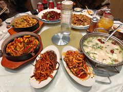 骨髓牛肉豆腐汤-鸭绿江民族饭店(总店)