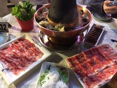 -羊家胡同·龙虾烧烤火锅(龙汇路店)
