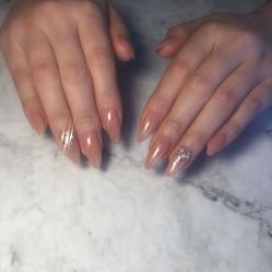 -EAST日式美甲美睫沙龙