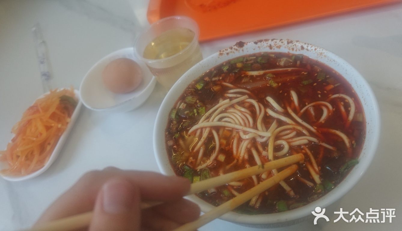 牛肉面热乎乎兰州牛肉面外卖