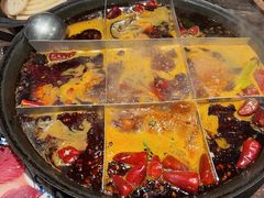 -周小明火锅(黑金冠社区店)