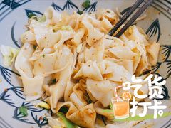 菠菜油泼面-老崔的面馆(玉函路店)