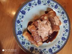 -炉小二铜锅牛蛙•川湘菜(三里屯店)