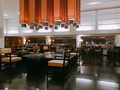-曼谷湄南河畔华美达广场酒店