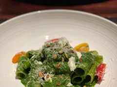 -Mogul Eatery·大亨餐酒馆