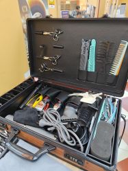 -Devilhands Barbershop男士理容店