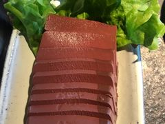 -老牌坊云南鱼豆花火锅(哈西万达店)
