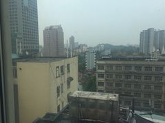 -武汉五月花大酒店(武昌火车站中南路地铁站店)