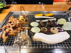 -肉甲韩国木炭烤肉(新壹街1店)