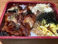 -鸟鸣门屋台料理(金帝银泰店)