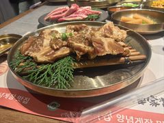 -草家酱蟹炭火烤肉店(珲春南路一店)