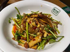 -费大厨辣椒炒肉(万家丽一店)