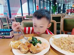-东方明珠·可口可乐欢乐餐厅