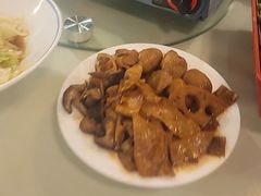 -老鼎万春卤菜(五代传承创始老店)
