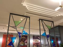 -港丽餐厅(高德置地店)