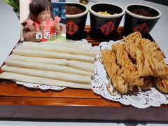 -峨嵋小镇·川菜(勒泰中心店)