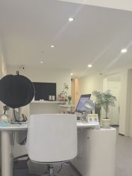 -JNK皮肤管理中心