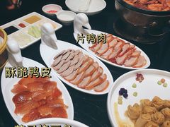 -皇城根·烤鸭·鱼头·家常菜(欧亚大观乐活城店)