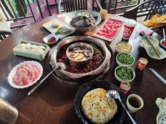 -巴倒烫陆派火锅山庄(南山总店)