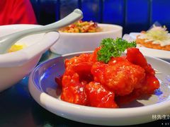 -忘忧草融合私房菜(红鼎国际店)