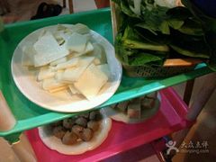 -稻香园猪肚鸡火锅店(漠江路店)