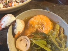 -Cuc Gach Quan Restaurant