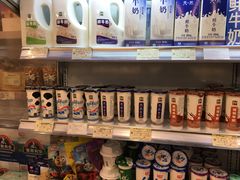 零售区-牛朋牛奶棚(南昌路店)