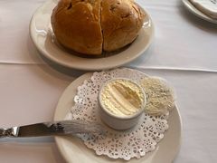 餐前面包-MORTON'S 莫尔顿牛排坊(北京丽晶酒店)