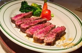 热盘炙烤牛腩排