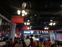 大堂-八一好吃街·高品美食广场