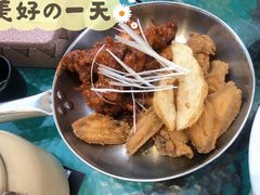 双拼炸鸡-MI WU FACTORY米屋美食工厂餐厅(绿地店)