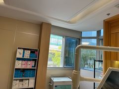 -上海仁爱医院口腔科 · 种植