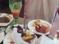 -淄博蓝海国际大饭店·蓝钻国际美食自助百汇(柳泉路店)