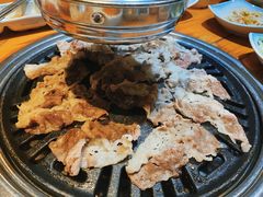 -唯成•韩国炭火烤肉 유성고기