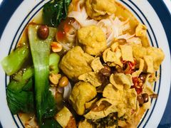 -霸蛮湖南菜·牛肉粉(荣京西街店)